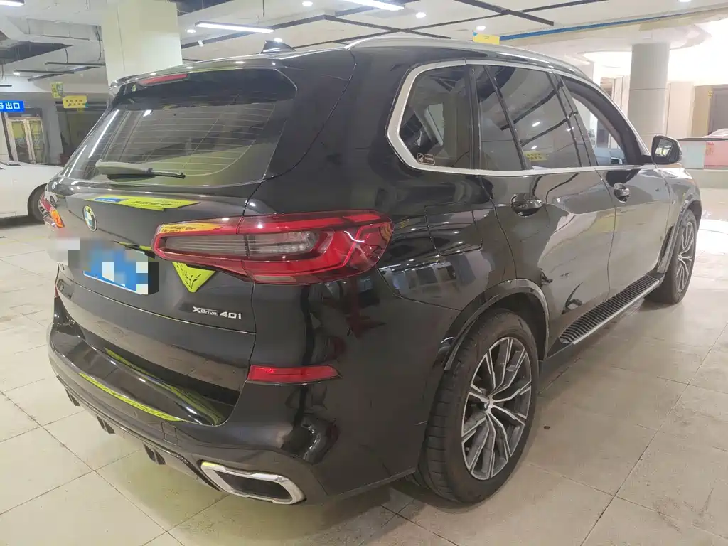 BMW X5 (Import) — фото 3
