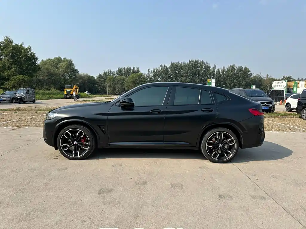 BMW X4 M40i — фото 7