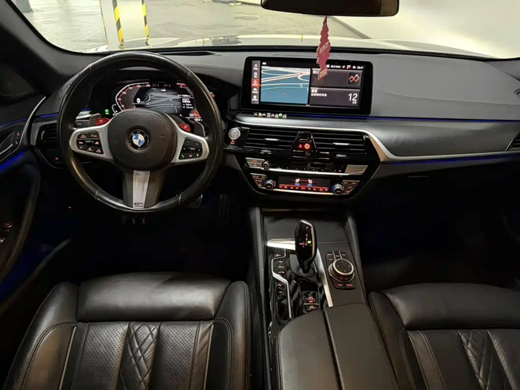 BMW 5 Series (Import) — фото 14