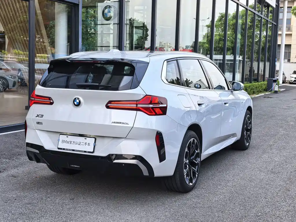 BMW X3 — фото 11