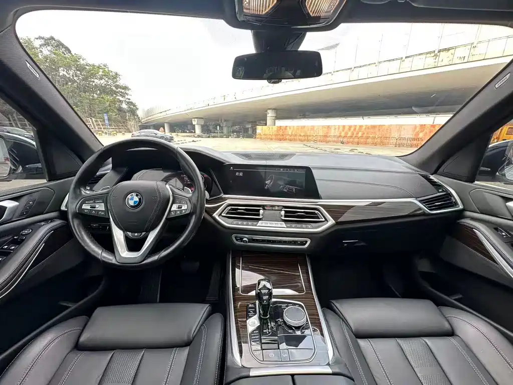 BMW X5 (Import) — фото 4
