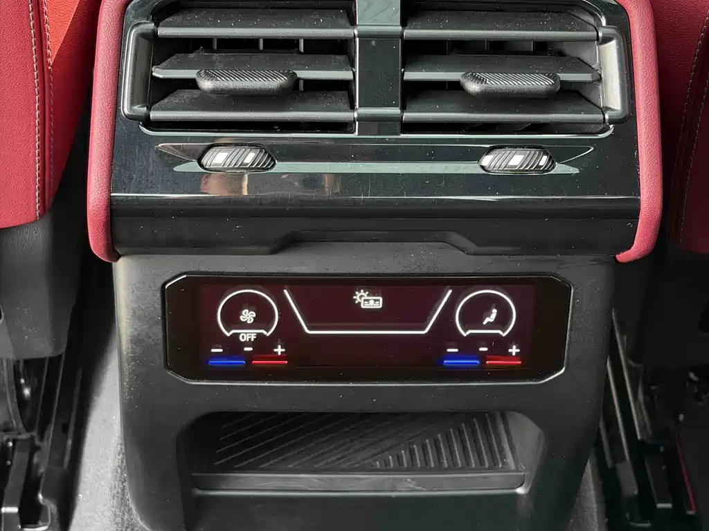 BMW 5 Series — фото 19
