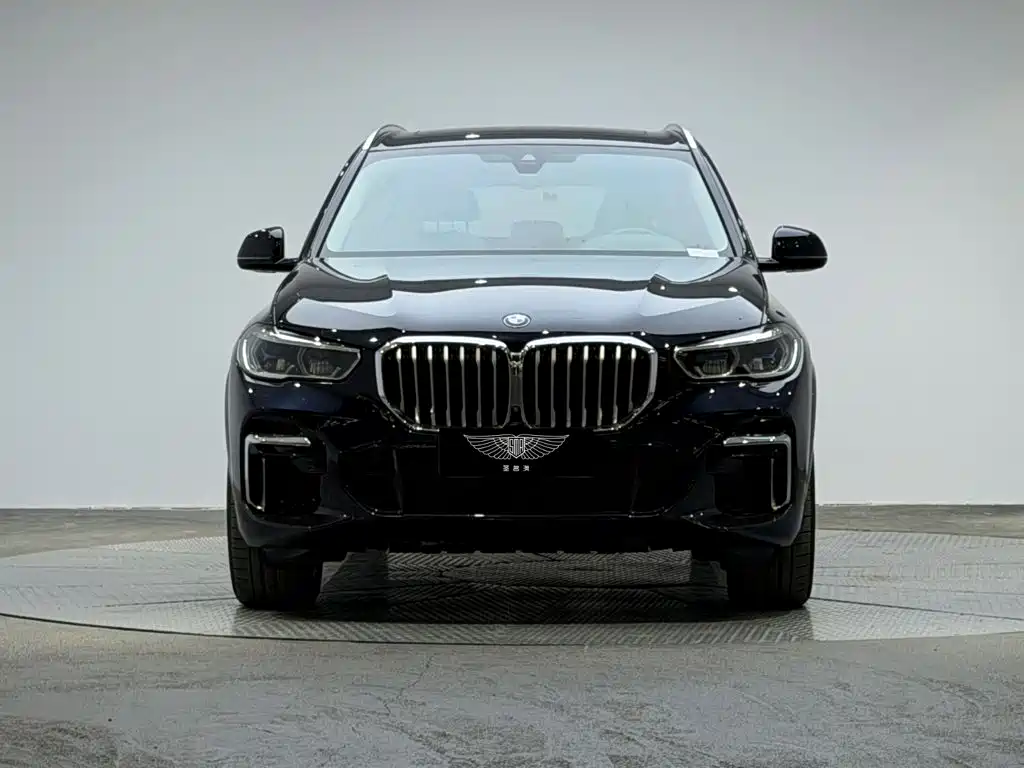BMW X5 — фото 2