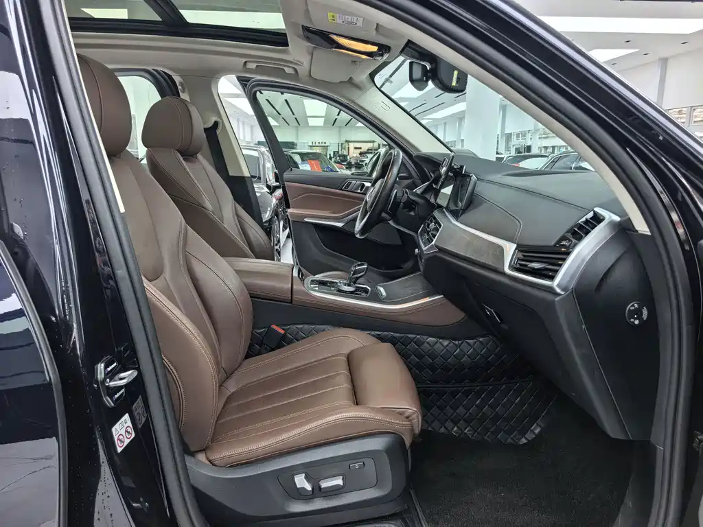 BMW X5 (Import) — фото 14