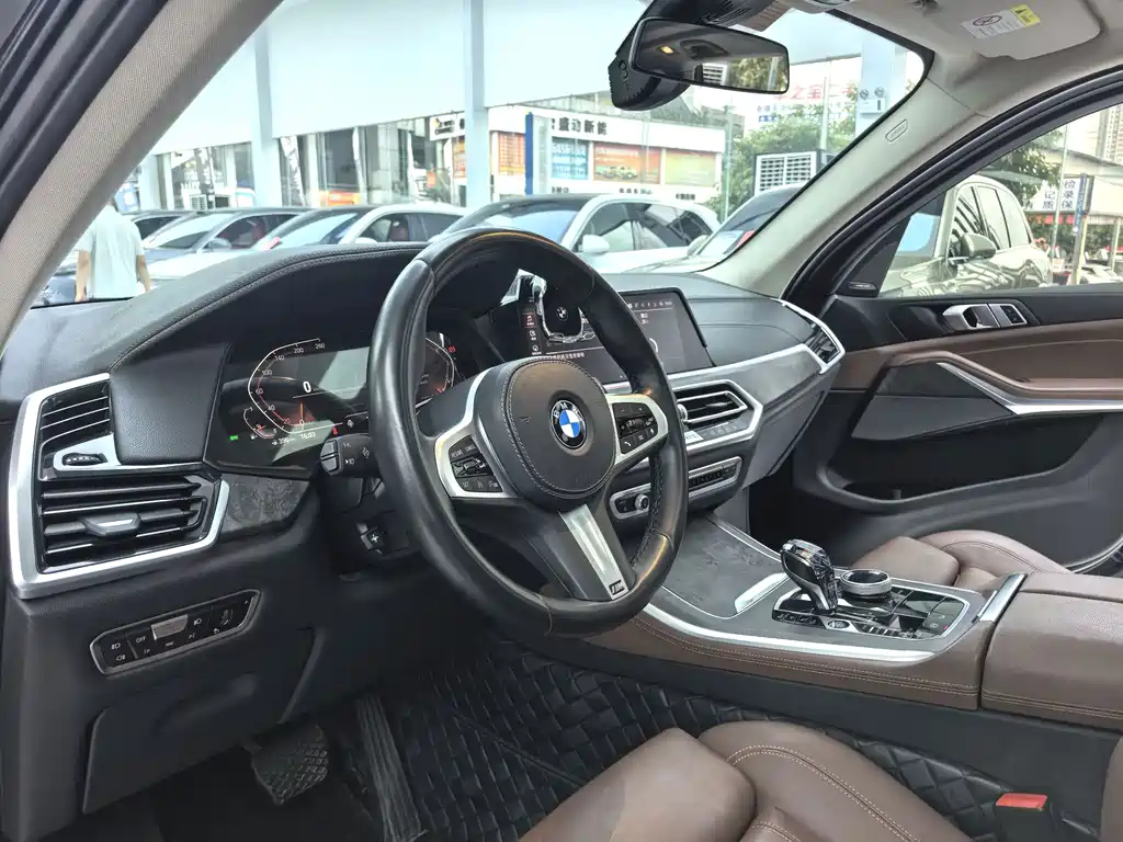 BMW X5 (Import) — фото 7