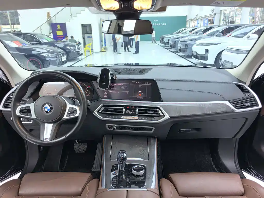 BMW X5 (Import) — фото 8