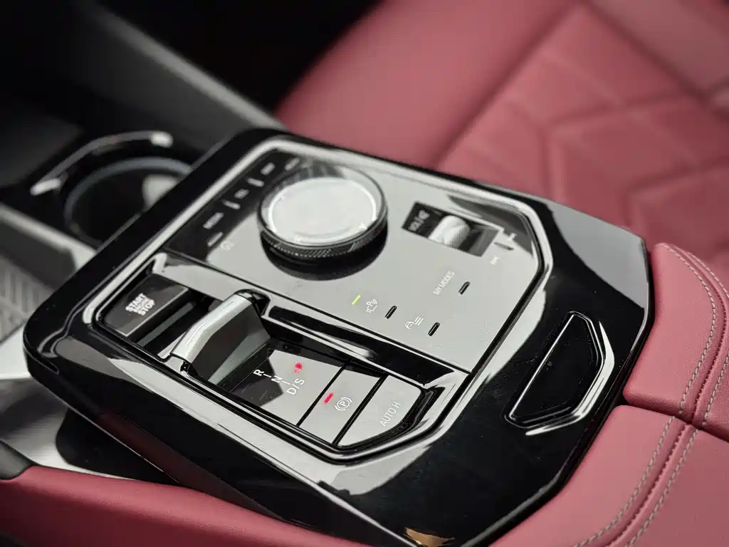 BMW 5 Series — фото 14