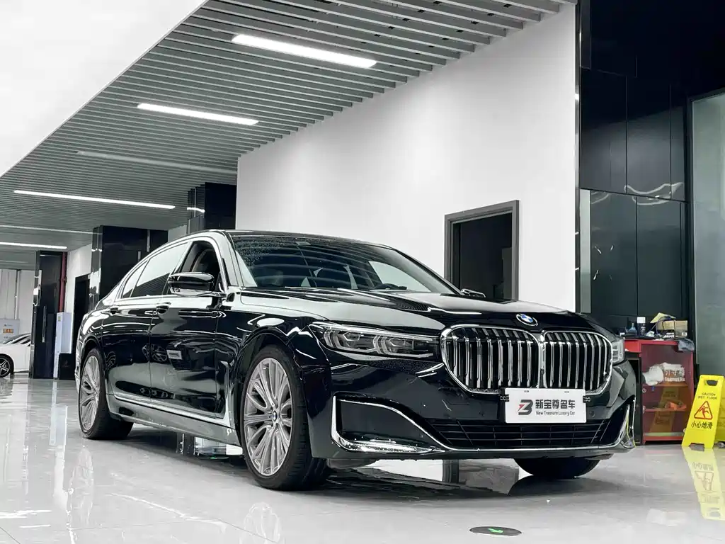 BMW 7 Series — фото 3