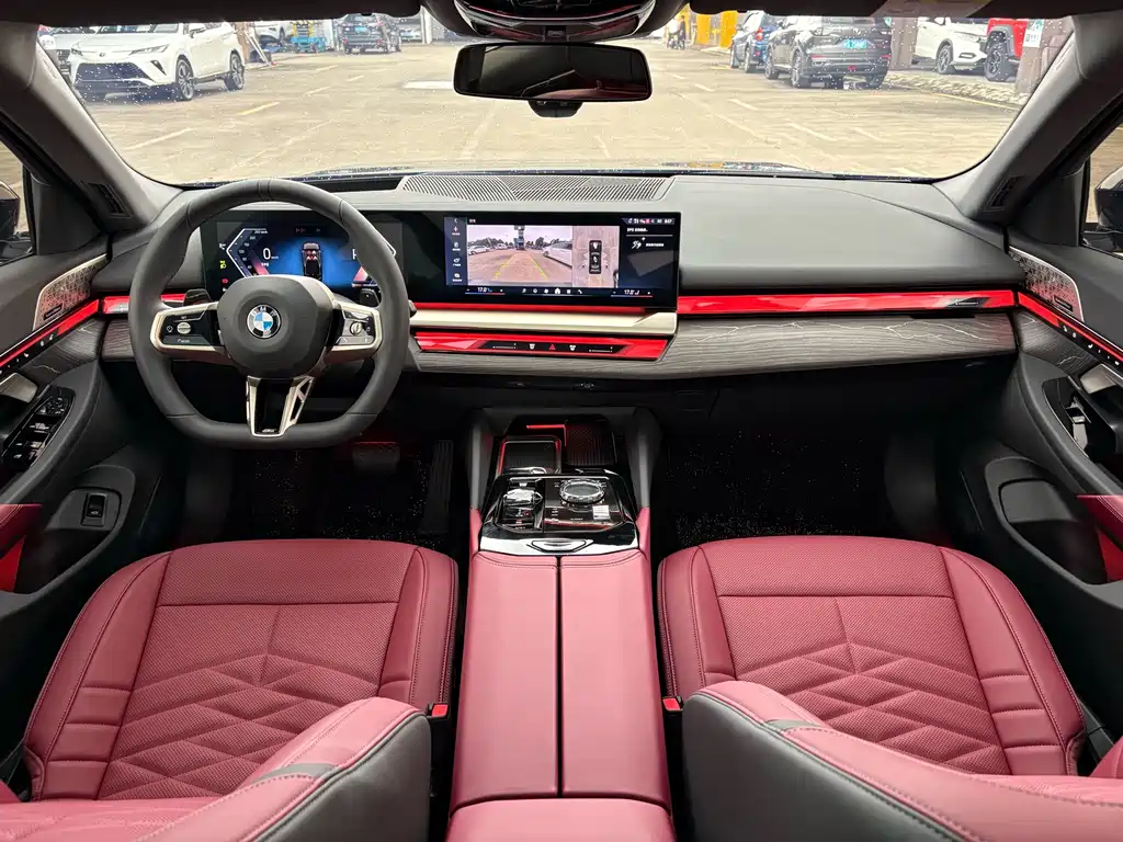BMW 5 Series — фото 10