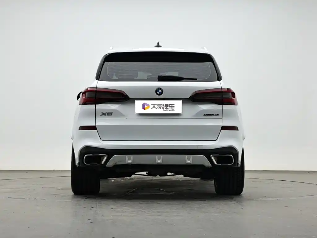 BMW X5 — фото 4