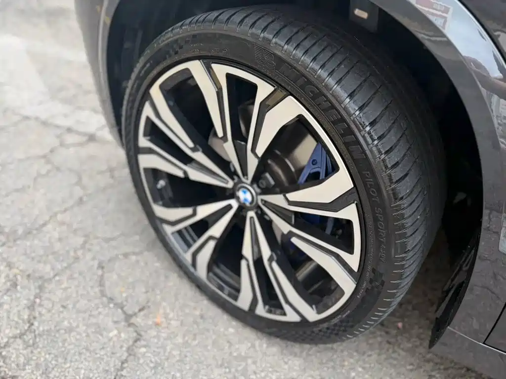 BMW X5 — фото 14