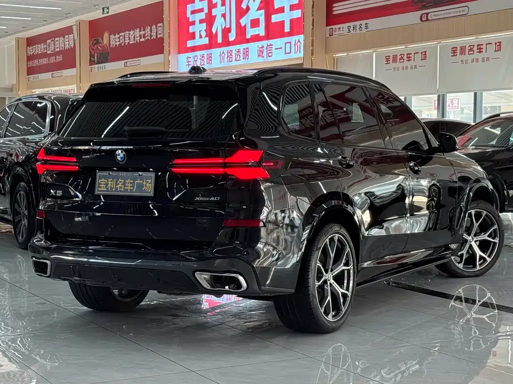BMW X5 — фото 17