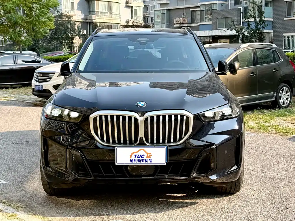 BMW X5 — фото 2