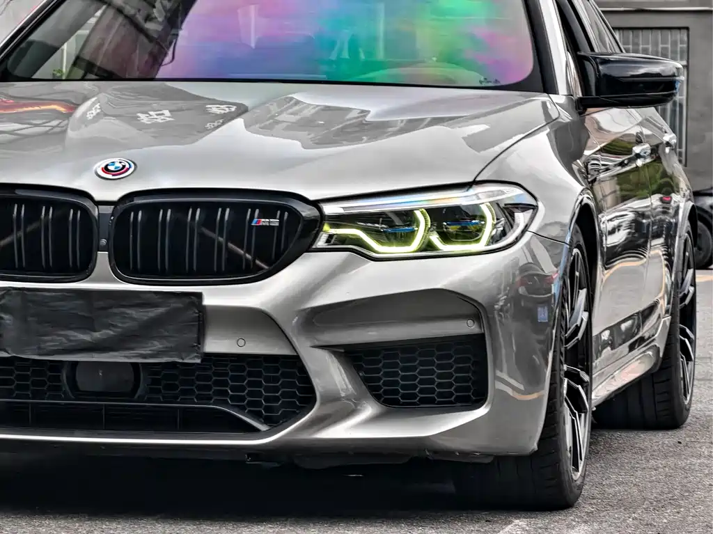 BMW M5 — фото 3