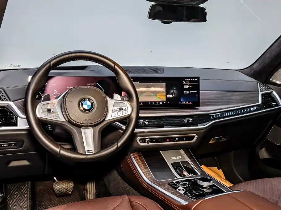 BMW X5 — фото 23