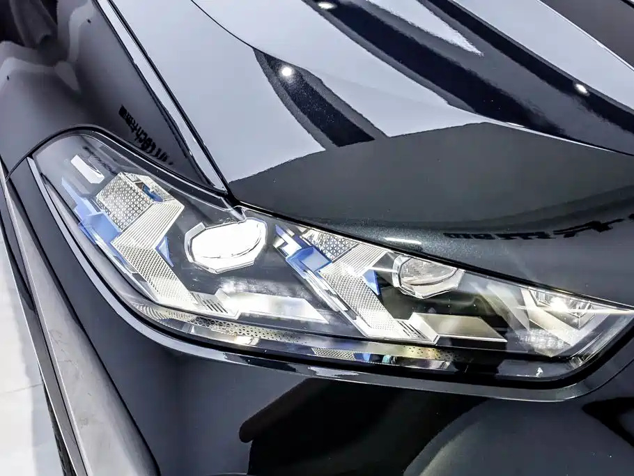 BMW X5 — фото 36