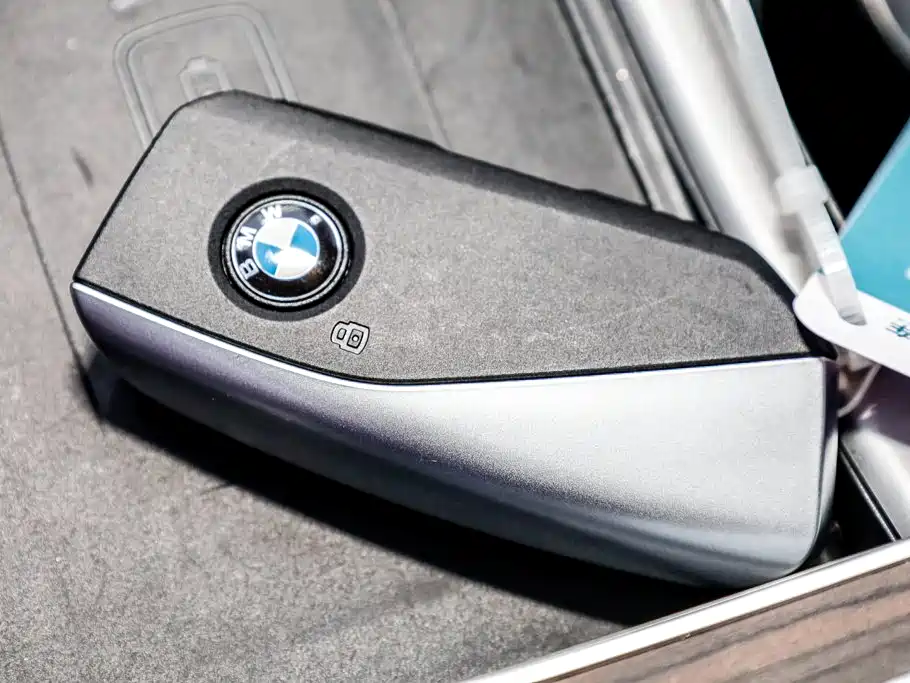 BMW X5 — фото 21