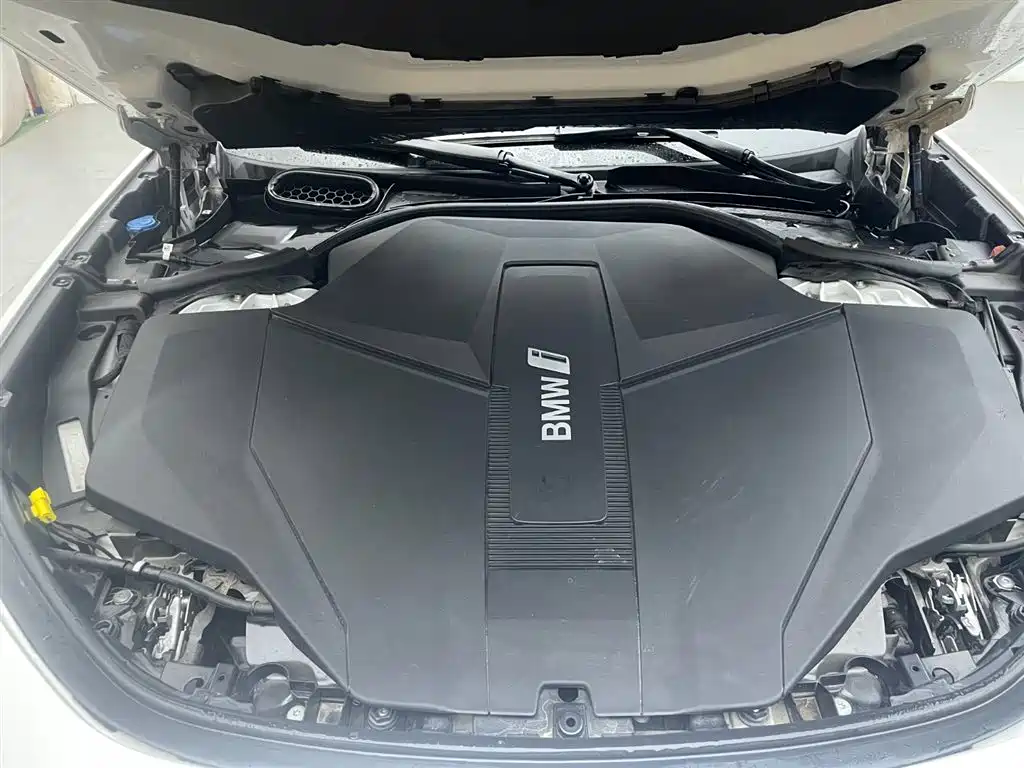 BMW i7 — фото 16