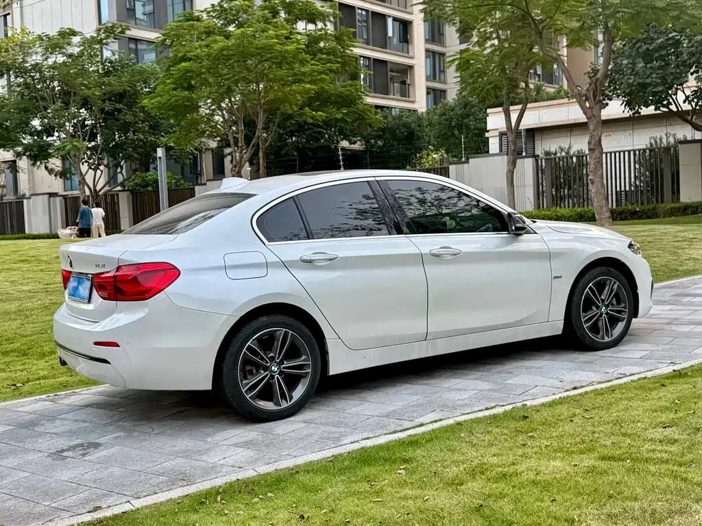 BMW 1 Series — фото 6