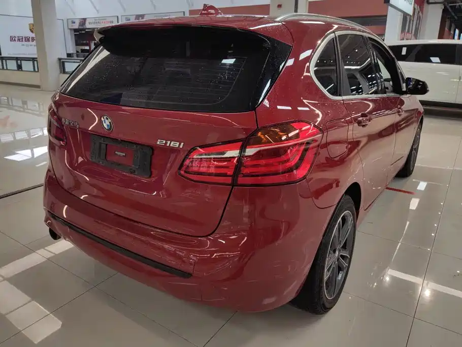 BMW 2 Series Active Tourer — фото 3