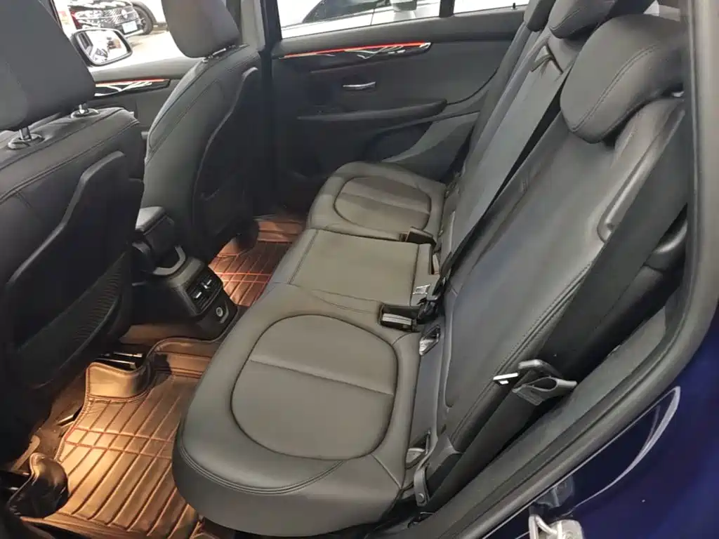 BMW 2 Series Gran Tourer — фото 17