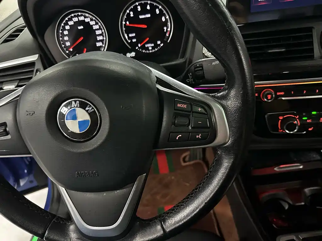 BMW 1 Series — фото 18
