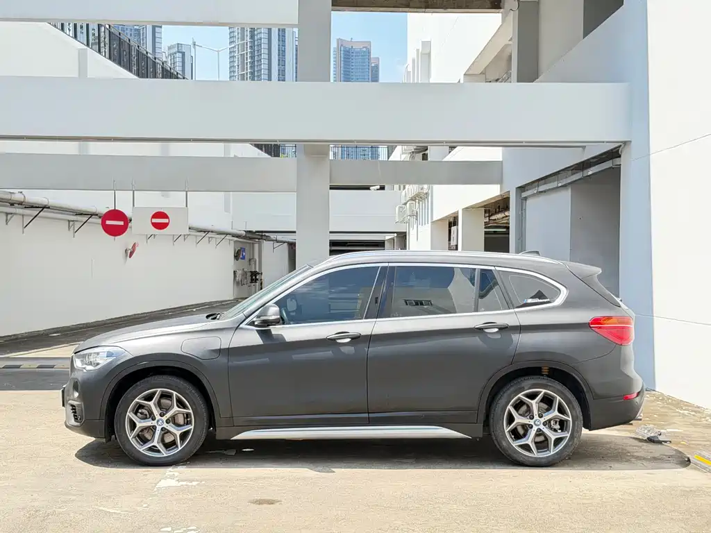 BMW X1 New Energy — фото 3