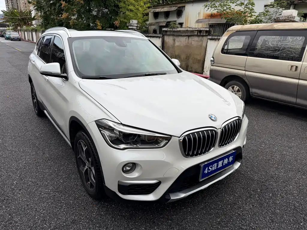 BMW X1 — фото 2