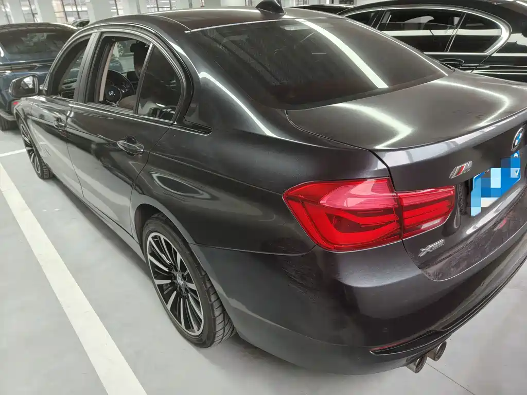 BMW 3 Series — фото 12