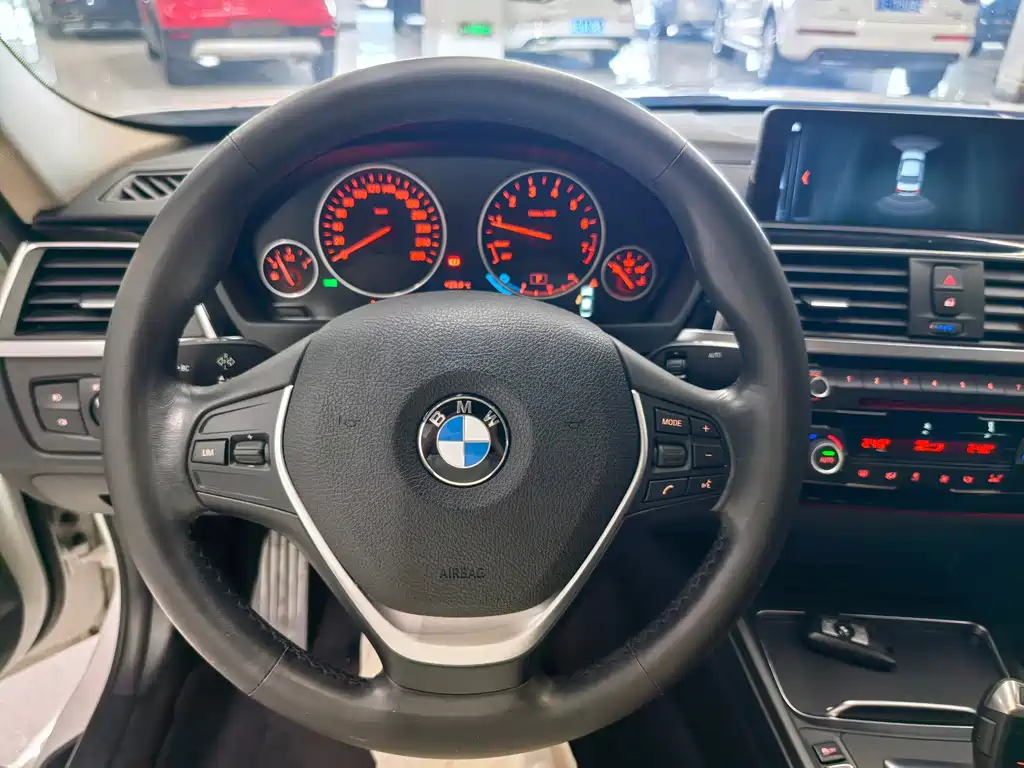 BMW 3 Series — фото 11