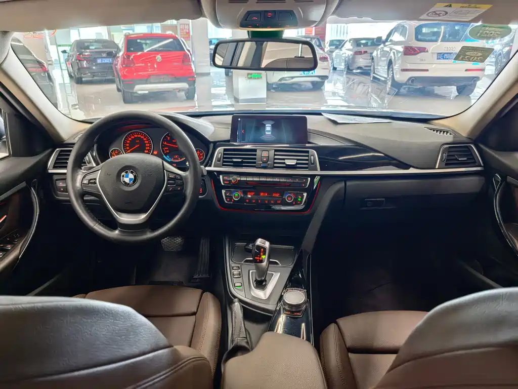 BMW 3 Series — фото 10