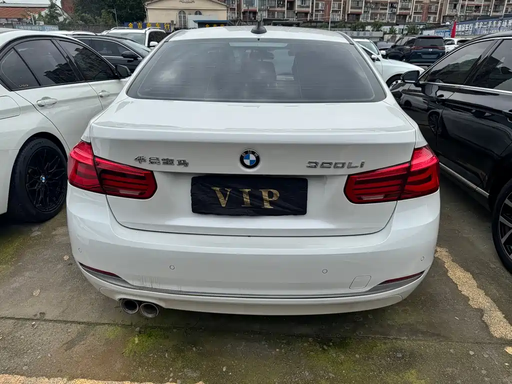 BMW 3 Series — фото 14