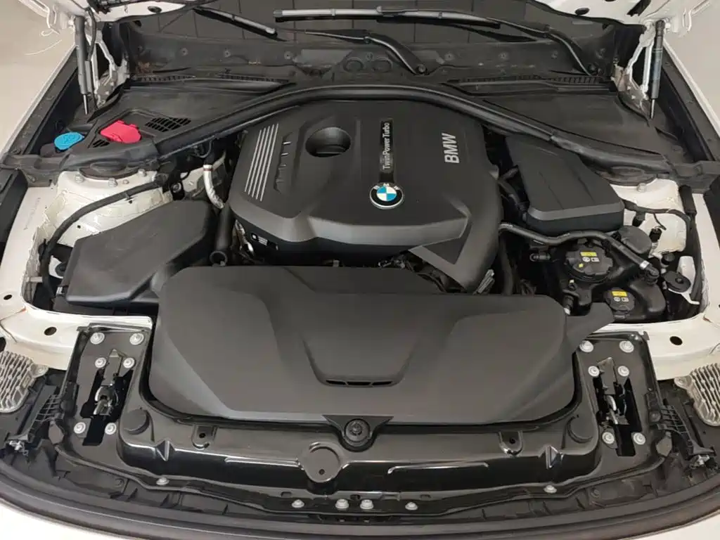 BMW 3 Series GT — фото 20