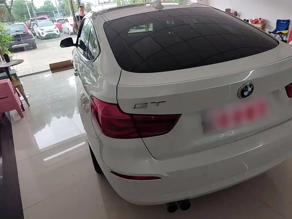 BMW 3 Series GT — фото 5