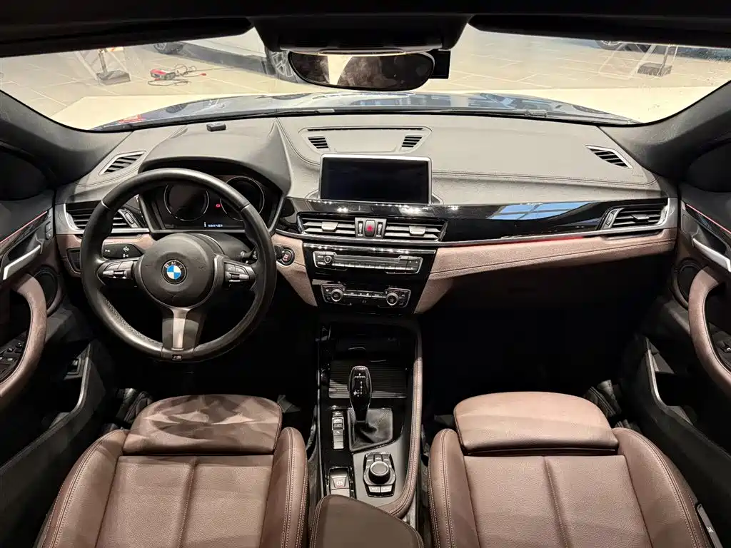 BMW X2 — фото 10