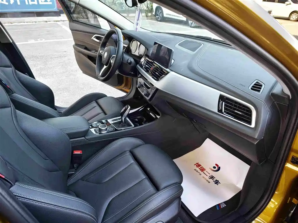 BMW 1 Series — фото 11