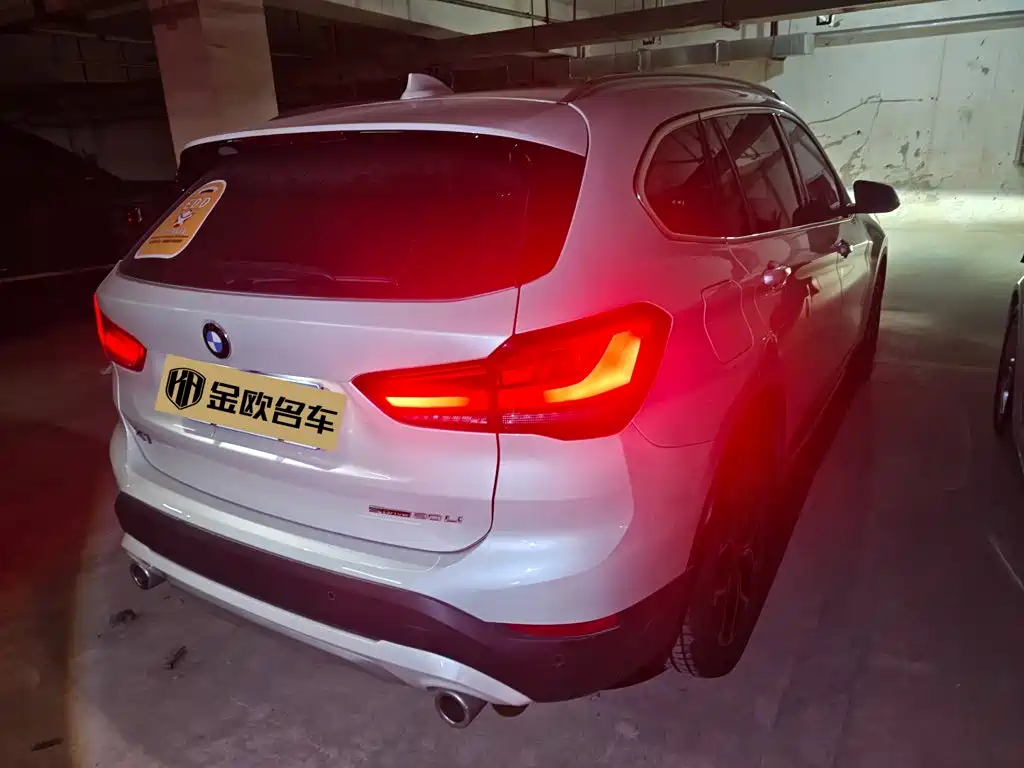 BMW X1 — фото 10