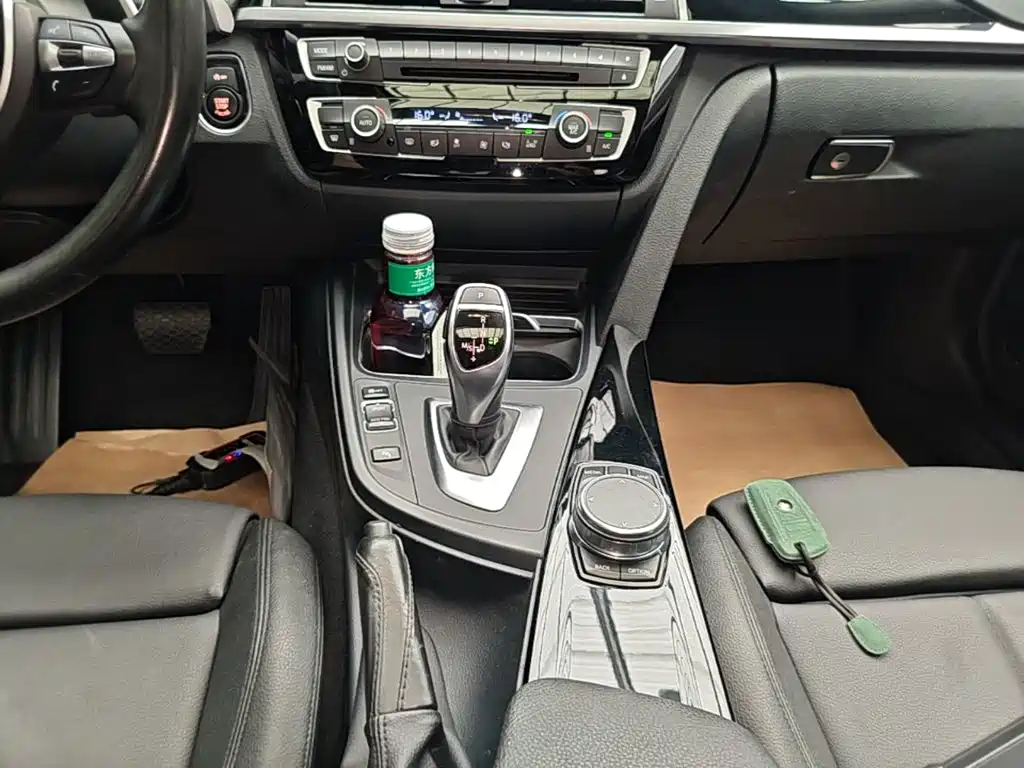 BMW 3 Series — фото 14