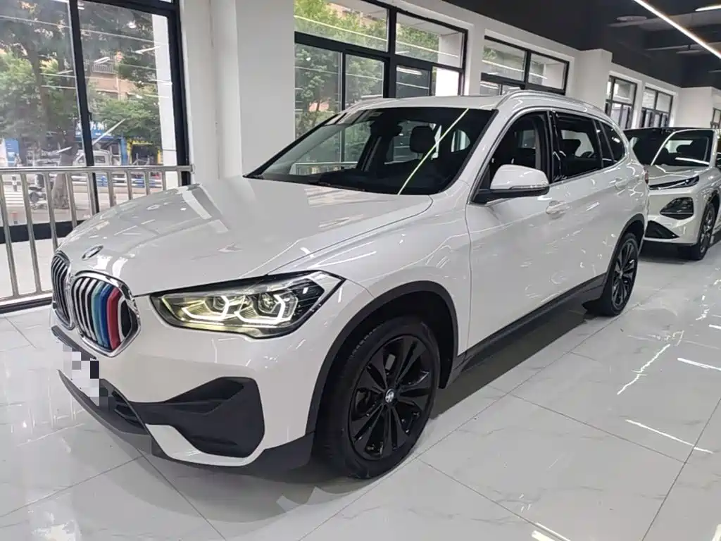 BMW X1 — фото 2