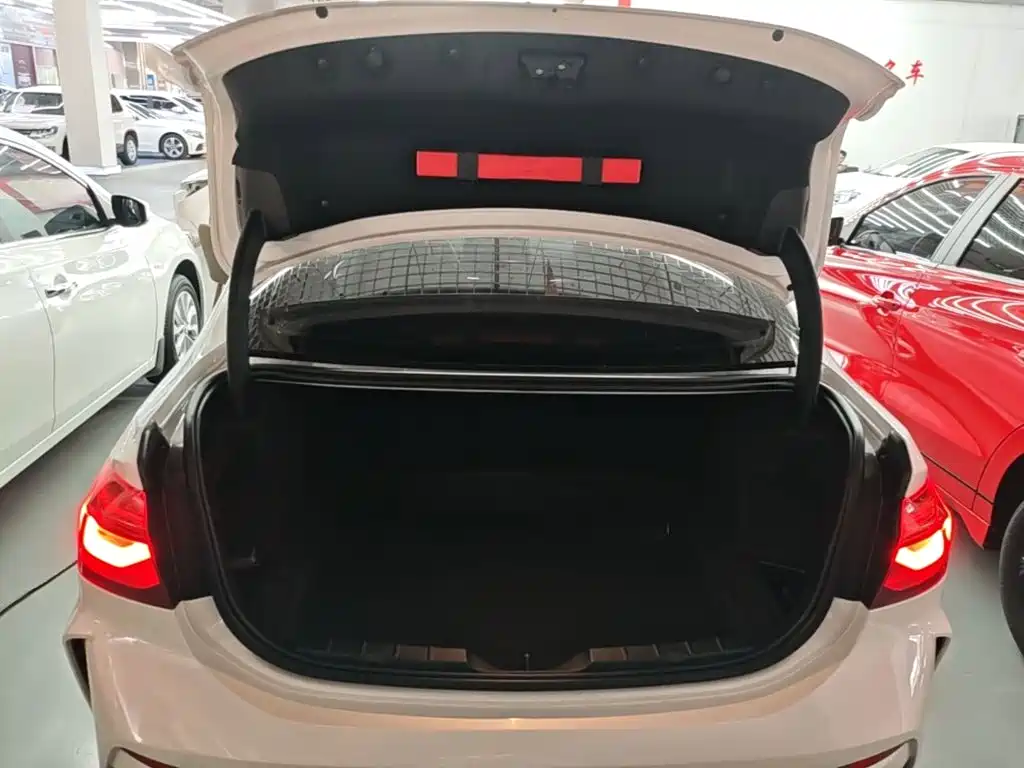BMW 1 Series — фото 19