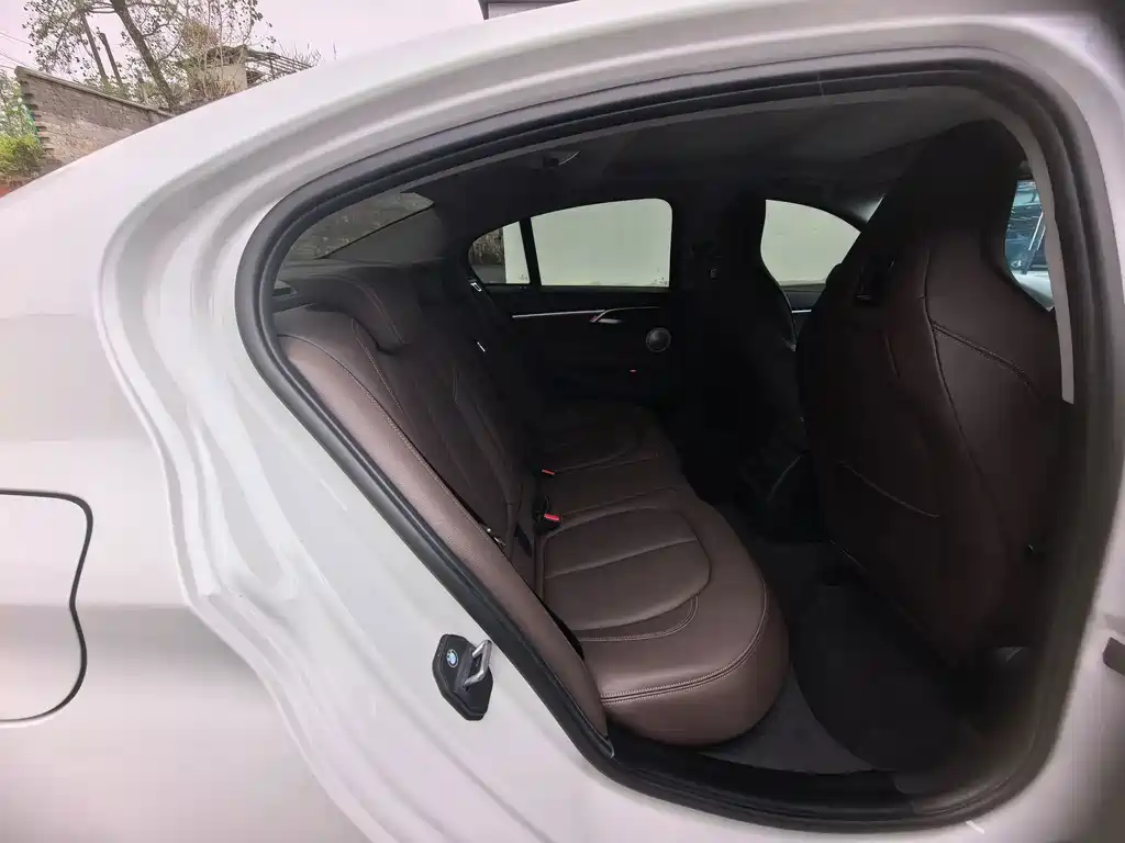 BMW 1 Series — фото 11