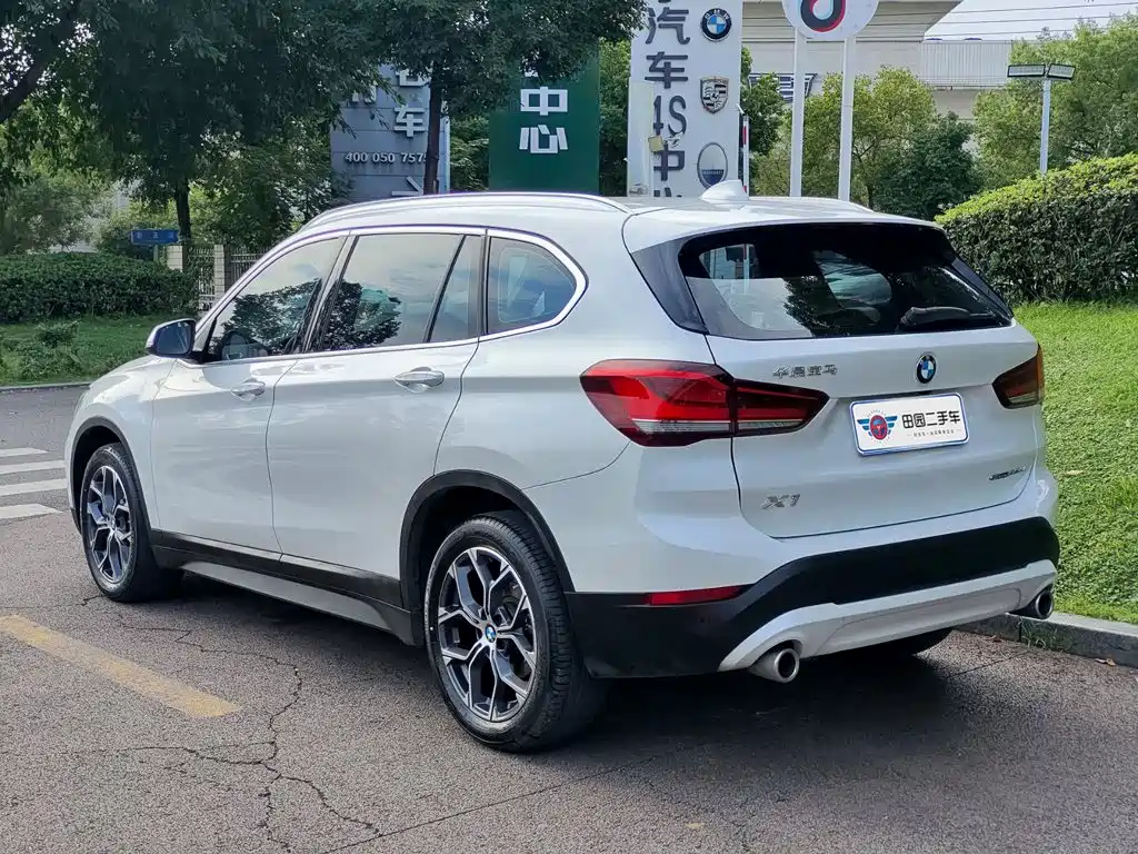 BMW X1 — фото 4
