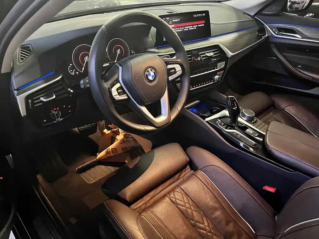 BMW 5 Series New Energy — фото 3