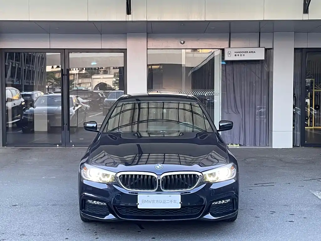 BMW 5 Series — фото 2