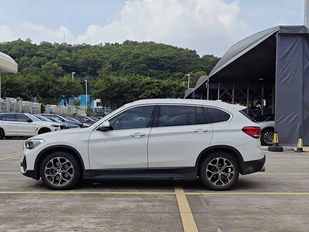 BMW X1 — фото 4