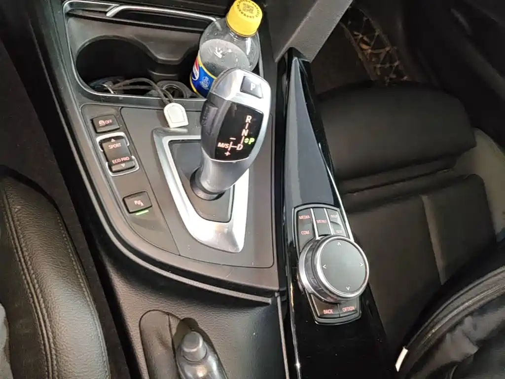 BMW 3 Series GT — фото 14