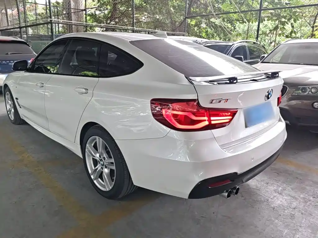 BMW 3 Series GT — фото 5