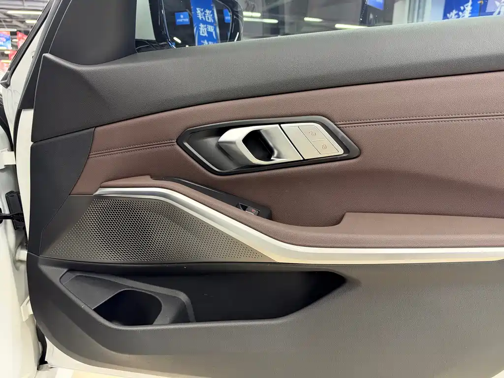BMW 3 Series — фото 10