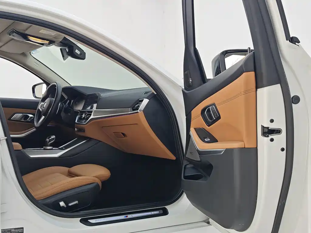 BMW 3 Series — фото 13