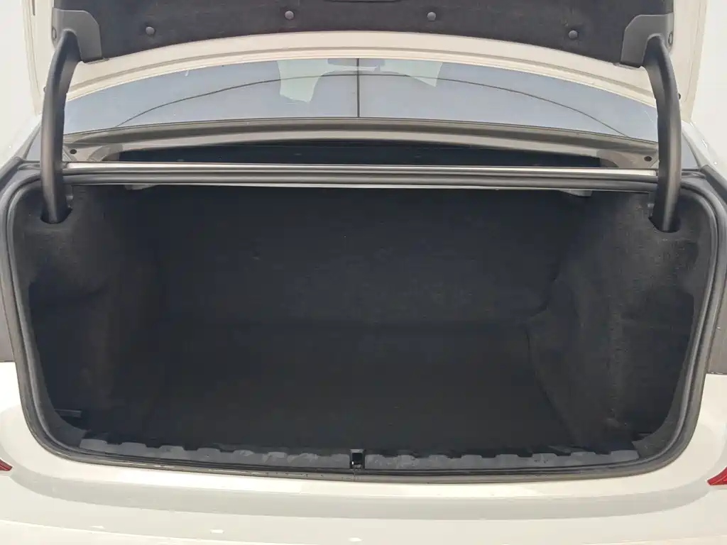 BMW 3 Series — фото 18